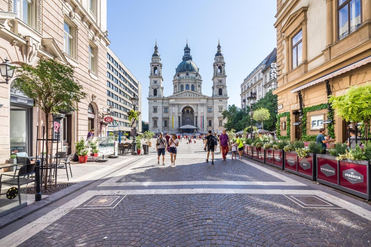Basilika View Imperial Suite -Sas Street -Need Reservation For Free Parking Budapest Luaran gambar
